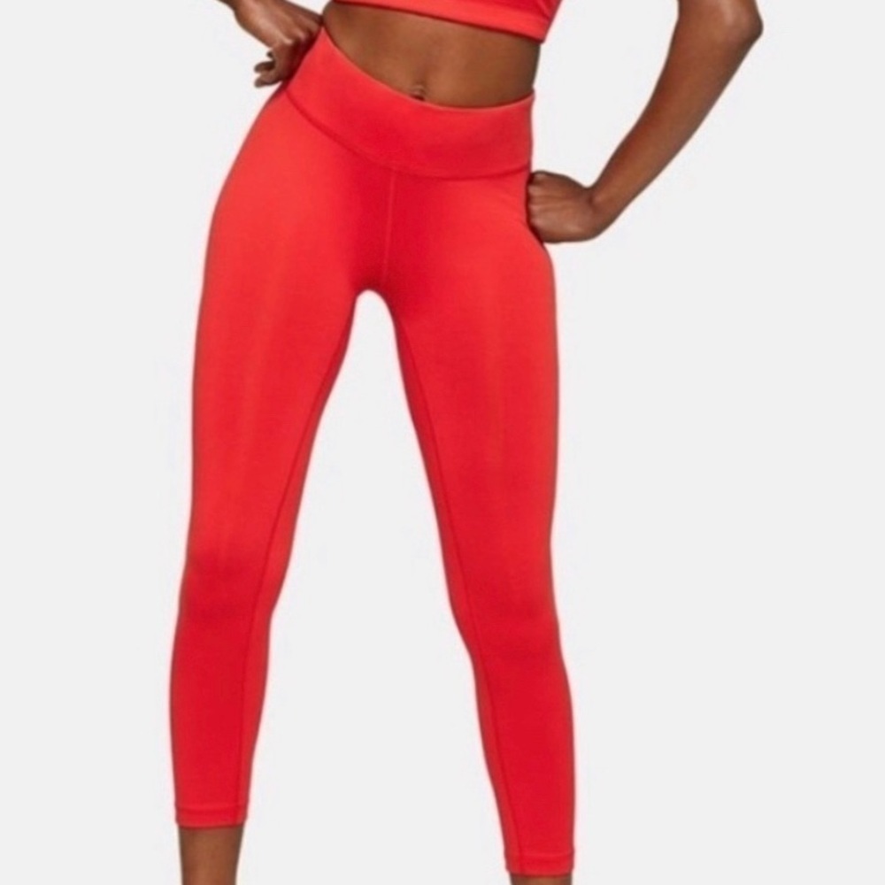 Outdoor Voices Tech Sweat Mid-Rise Crop Legging in Orange Small